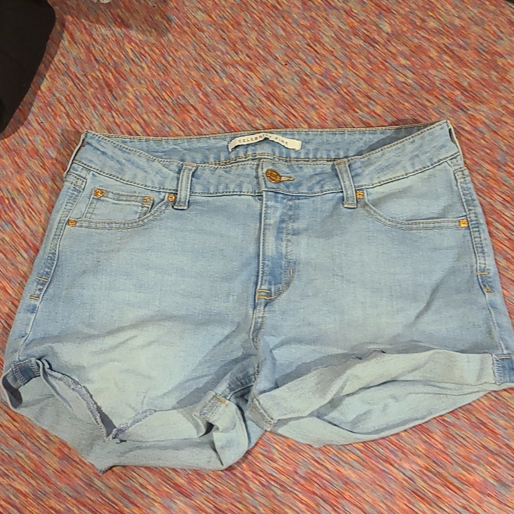 2/$22 Celebrity Pink Denim Shorts, Light Wash Blue, Size 11/30